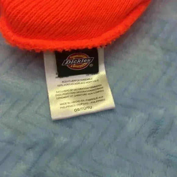 🆕 YEA.NICE Red and Dickies Orange Beanie Bundle - Picture 4 of 8